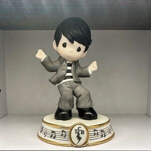 Precious Moments King of Rock and Roll Elvis Presley Jailhouse Rock Figurine